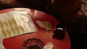 Backdrop to the movie "Between the Days" #778190