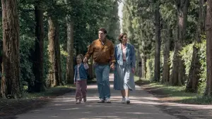 Backdrop to the movie "Home" #776091