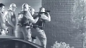 Backdrop to the movie "Predators" #613279