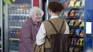 Backdrop to the movie "Eleanor the Great" #527564