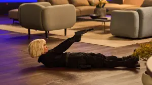 Backdrop to the movie "Canary Black" #622861