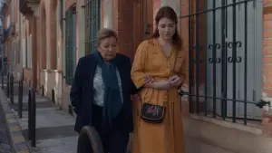 Backdrop to the movie "Double foyer" #757312