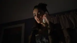 Backdrop to the movie "Y2K" #604479