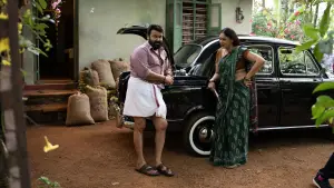 Backdrop to the movie "Thudarum" #719809