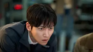 Backdrop to the movie "Colony" #801676