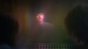 Backdrop to the movie "A Hero