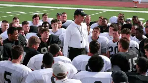 Backdrop to the movie "Friday Night Lights" #651778