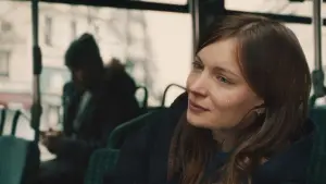 Backdrop to the movie "Louise" #788855