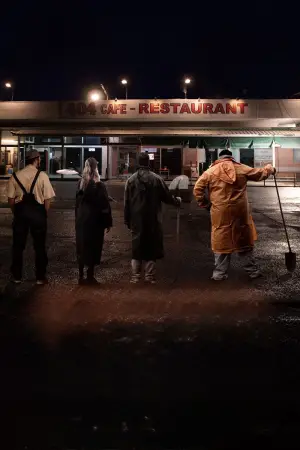 Poster to the movie "Café 404" #705019