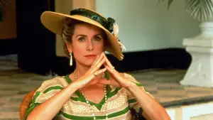 Backdrop to the movie "Indochine" #682920