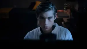 Backdrop to the movie "Exploited" #500764