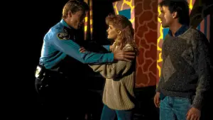 Backdrop to the movie "Killer Klowns from Outer Space" #288000