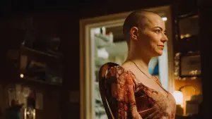 Backdrop to the movie "Bugonia" #511503