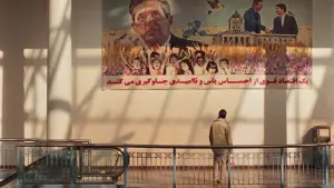 Backdrop to the movie "Universal Language" #654870