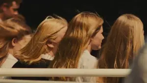 Backdrop to the movie "The Virgin Suicides" #703966