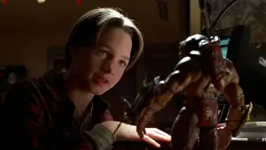 Backdrop to the movie "Small Soldiers" #793383