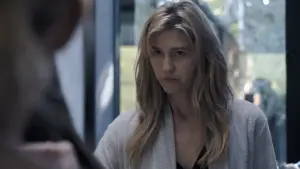 Backdrop to the movie "The Hand That Rocks the Cradle" #582865