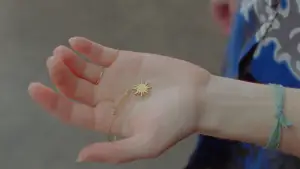 Backdrop to the movie "Daydreaming So Vividly About Our Spanish Holidays" #776704