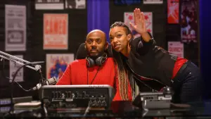 Backdrop to the movie "Holiday Rush" #361195