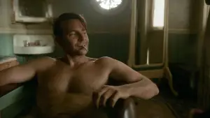 Backdrop to the movie "Nightmare Alley" #649759