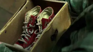 Backdrop to the movie "A Hero