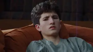 Backdrop to the movie "Reversion" #772685