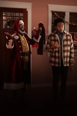 Poster to the movie "Dashing Through the Snow" #327509