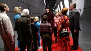 Backdrop to the movie "Charlie and the Chocolate Factory" #370288