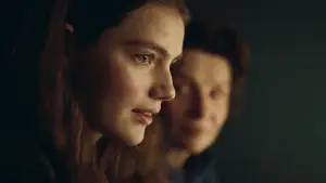 Backdrop to the movie "Queen at Sea" #793166