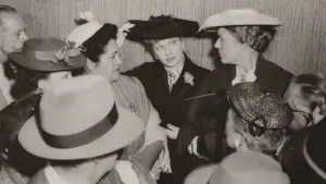 Backdrop to the movie "Forever, Darling" #689288