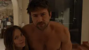 Backdrop to the movie "The Housemaid" #764569