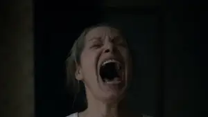 Backdrop to the movie "undertone" #796321