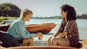 Backdrop to the movie "Skiff" #534721