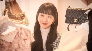 Backdrop to the movie "Following" #475950