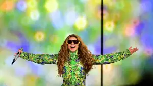 Backdrop to the movie "Shakira no Rio" #819518