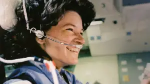 Backdrop to the movie "Sally" #654163