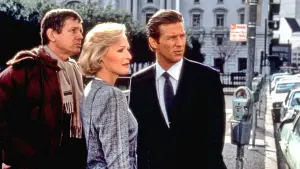 Backdrop to the movie "Jagged Edge" #353475