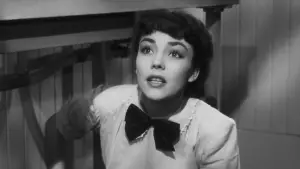 Backdrop to the movie "Cluny Brown" #684391