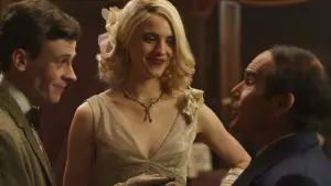 Backdrop to the movie "Blue Moon" #523634