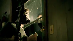 Backdrop to the movie "State of Emergency" #343352