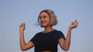 Backdrop to the movie "Our Wildest Days" #713562