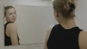 Backdrop to the movie "min krop, men mit hoved" #504871