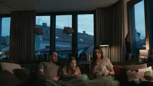 Backdrop to the movie "How to Divorce During the War" #544155