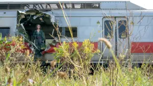 Backdrop to the movie "A Quiet Place Part II" #211116