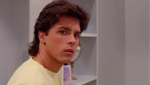 Backdrop to the movie "Society" #663891