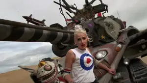 Backdrop to the movie "Tank Girl" #709379