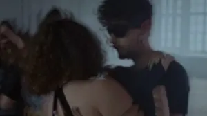 Backdrop to the movie "Vestigi" #449118