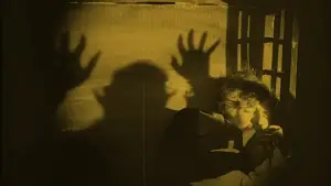 Backdrop to the movie "Nosferatu" #676383