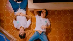 Backdrop to the movie "A Miss" #529982