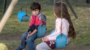 Backdrop to the movie "Love at First Glance" #421678